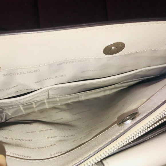 Michael Kors Women's Satchel Medium Sutton Gusset Cement Color Handbag Bag - Picture 10 of 10